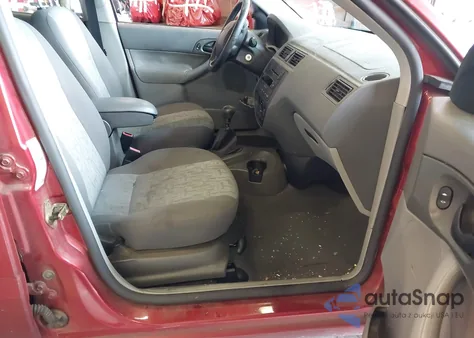 2005 Ford Focus Zx4 z USA, uszkodzony, nr VIN 1FAHP34N25W187516